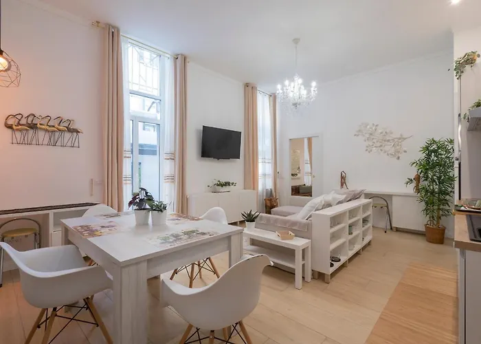 Apartment Luxury White Loft Orti 14